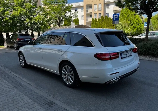 Mercedes-Benz Klasa E cena 94799 przebieg: 161000, rok produkcji 2017 z Kazimierza Wielka małe 232